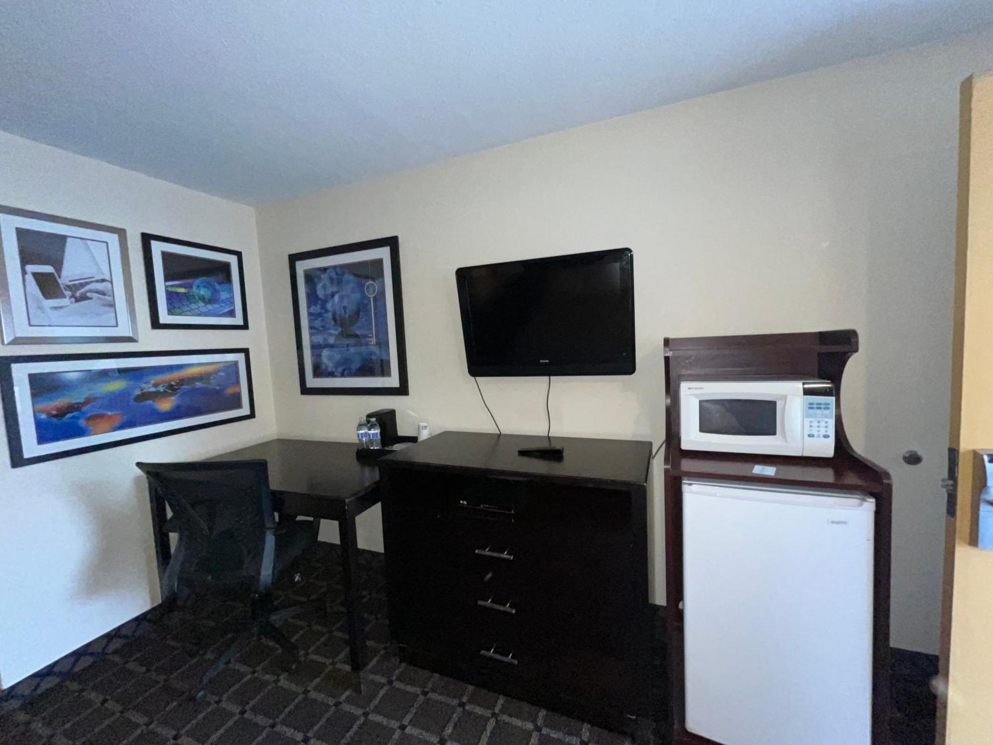 Oregon Trail Inn And Suites Лейквью Экстерьер фото